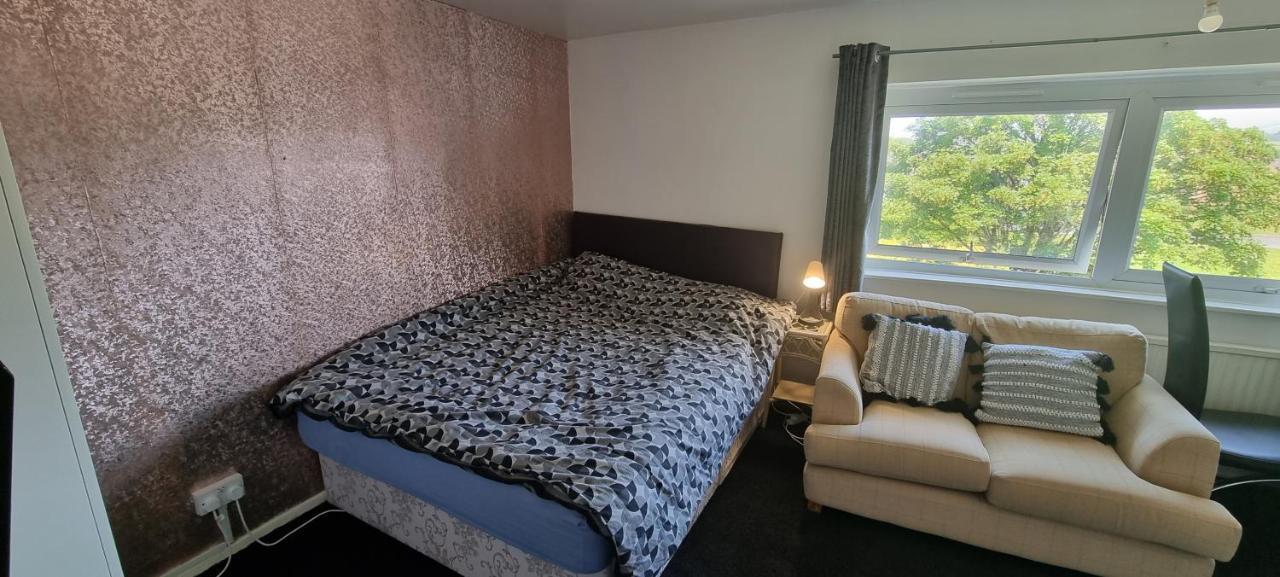 Spacious Room With Kichenet Rotherham Esterno foto